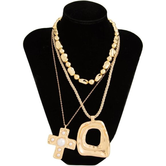 Modern Geometric Hollow Square Pendant Necklace for Women Gold D Fashion Jewelry - Picture 7 of 7